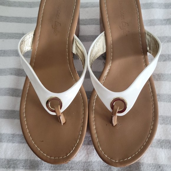American Eagle White Patent Thong Wedges - Picture 2 of 10